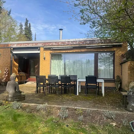 Дом отдыха 4 Big Bedrooms, & Garden, Schlehe 8 *